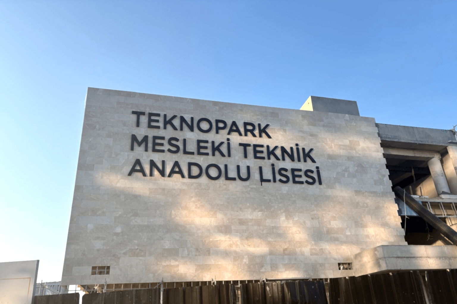 Kutu Harf Dış Cephe