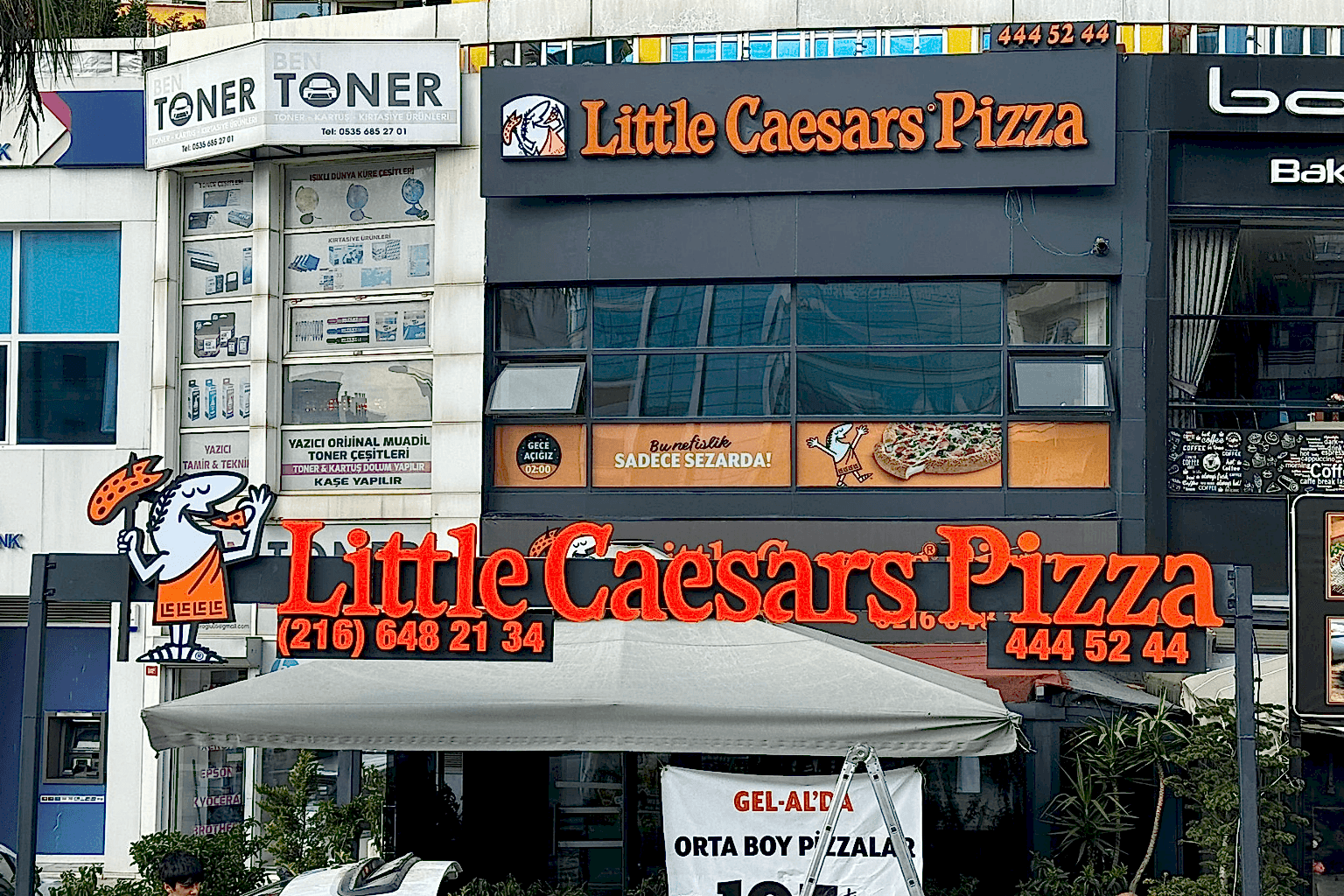 Little Caesars Türkiye Tabela ve Mağaza Görselleme – Meridyen Ajans